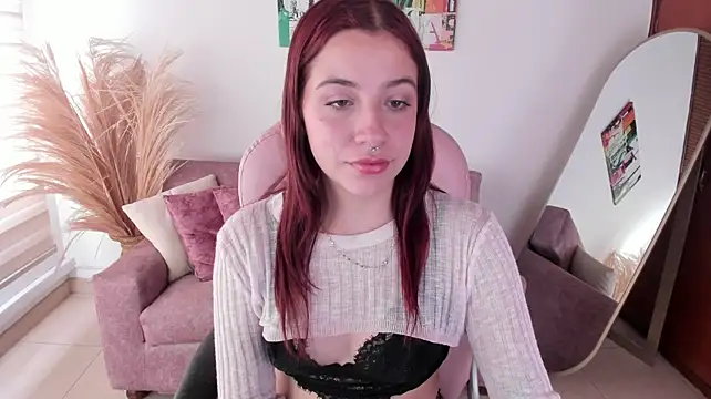 Regina_blum live cam on StripChat