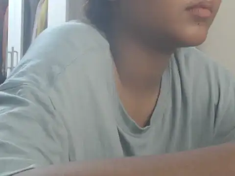 NancyRuvi webcam