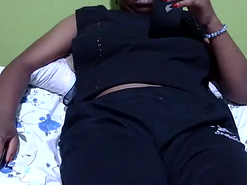 prettylacey3 live cam on StripChat