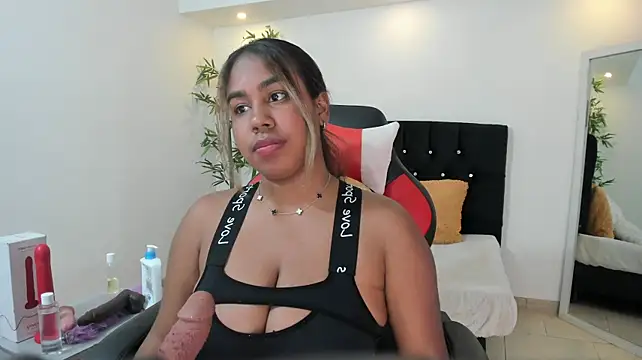Lizzie_Williams_ live cam on StripChat