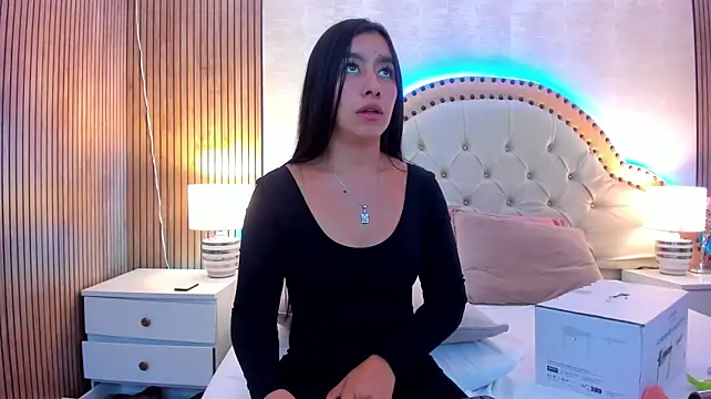 AlenaColeman live cam on StripChat