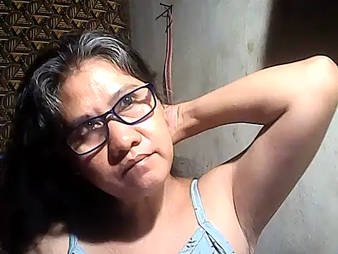 sweetsosie18 live cam on StripChat