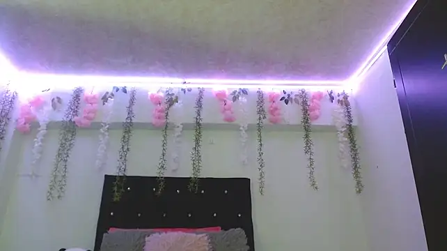 Lyaa_sweet1 webcam