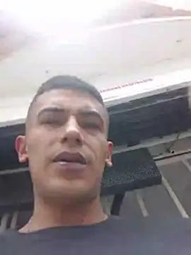 D1ogh0 live webcam