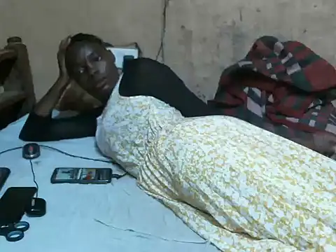 cute_naimah webcam