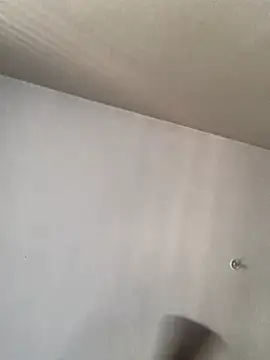 theprettysoles webcam