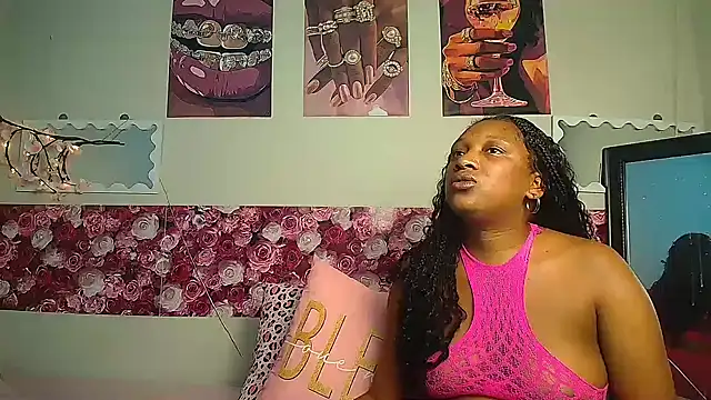 EnchantingLisa webcam