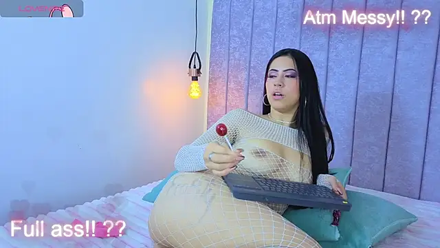Emma-Burning webcam