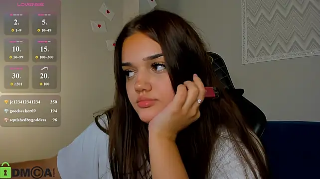 Aisha_Sky webcam