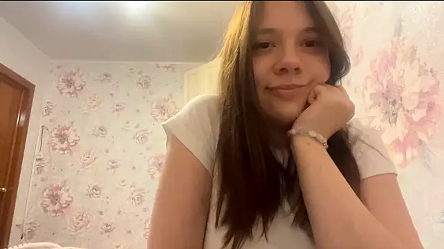Miss_Aurelia webcam