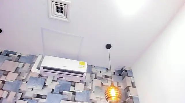 angel_dthroatt webcam