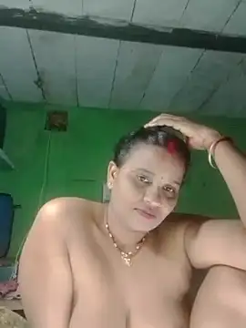 Shivani09900 webcam