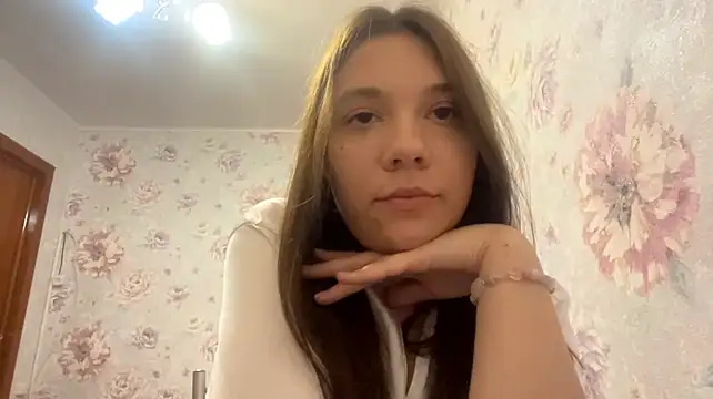 Miss_Aurelia webcam