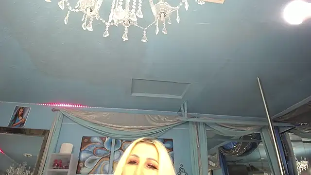 ADRIANNA_FOX webcam