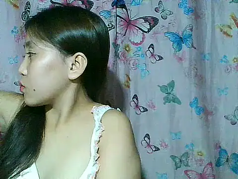 SexyAsianPussy4u live cam on StripChat