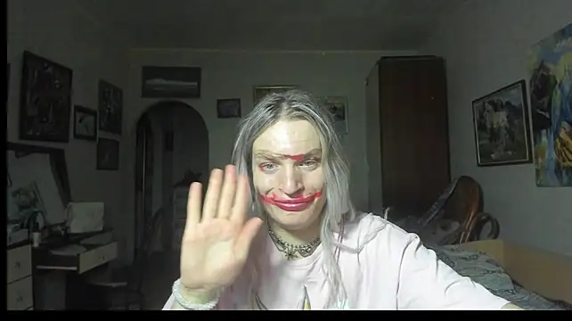 milliKira006 webcam
