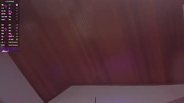 elodie_walker webcam