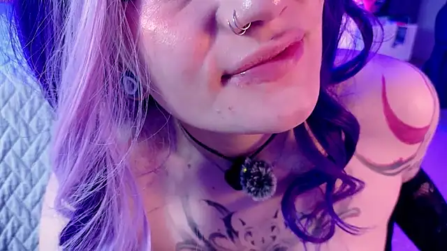 Broklinwhite_ live cam on StripChat