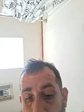 mayg live cam on StripChat