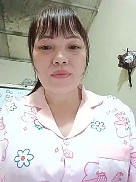Sana-vn live cam on StripChat