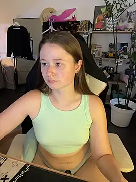 sweetest_pie live cam on StripChat