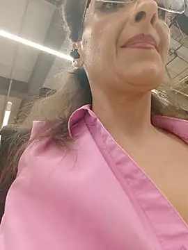 RebeccaNoble webcam