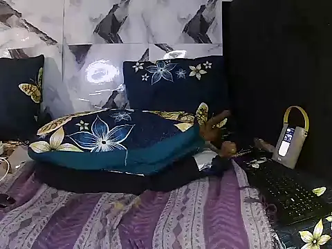 Vexx_Queen95 webcam