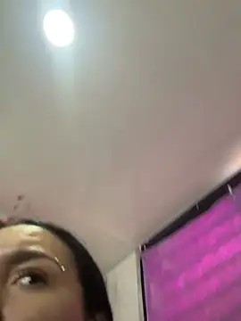 sweetkloe473 live cam on StripChat