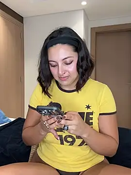 alexademie1 live cam on StripChat