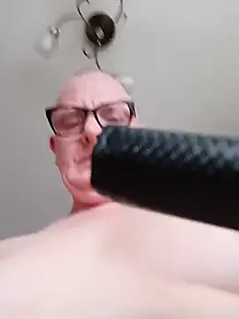 Misiopasyw1 live cam on StripChat