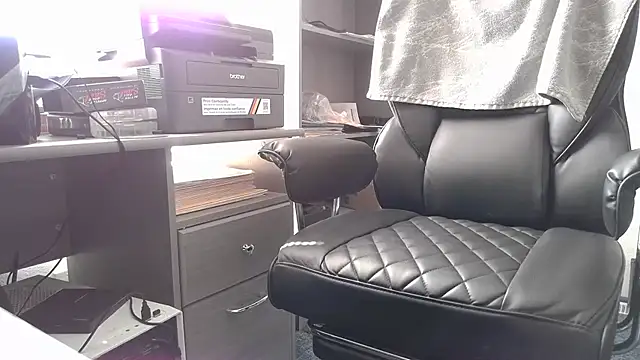 TrevorSteele webcam