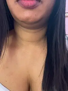 Tamil_Maaya webcam