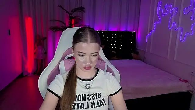 Milla_Rae webcam