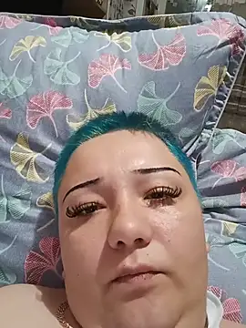 Tina_Mirabella live cam on StripChat