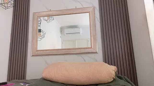 alexa_tapia1 webcam