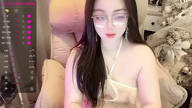 Monica-666888- webcam