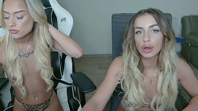 anyaamurr live sex cam