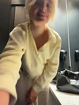 PollyDolly