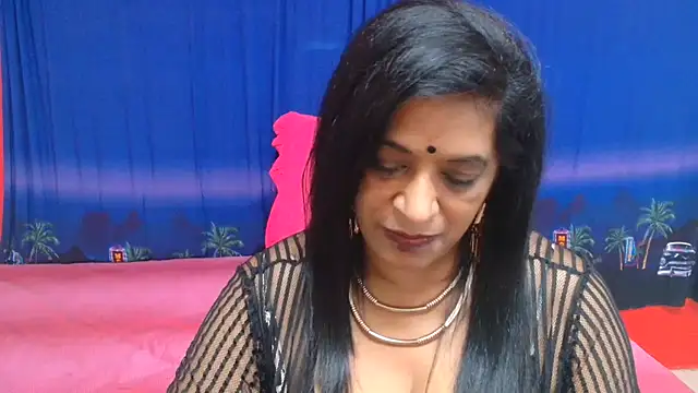 INDIANFUSION live cam on StripChat