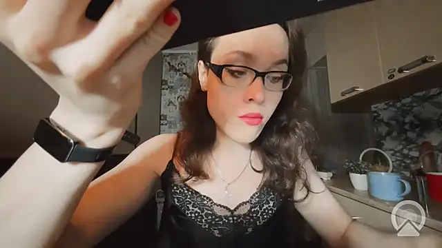 Модель: RachelSav