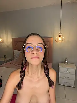 Chloe_Key webcam
