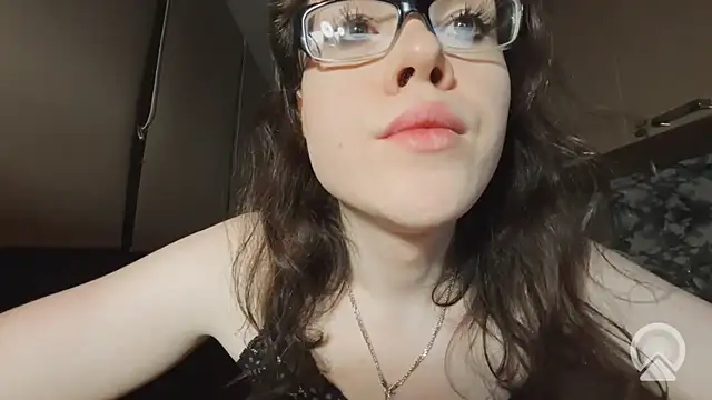 Модель: RachelSav