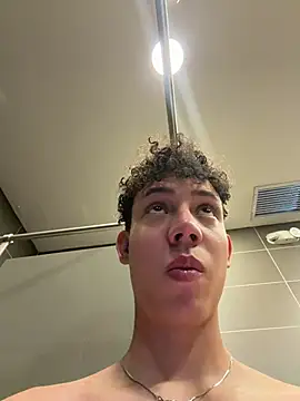 yoursexyjose webcam