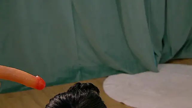 NaomiGolds webcam