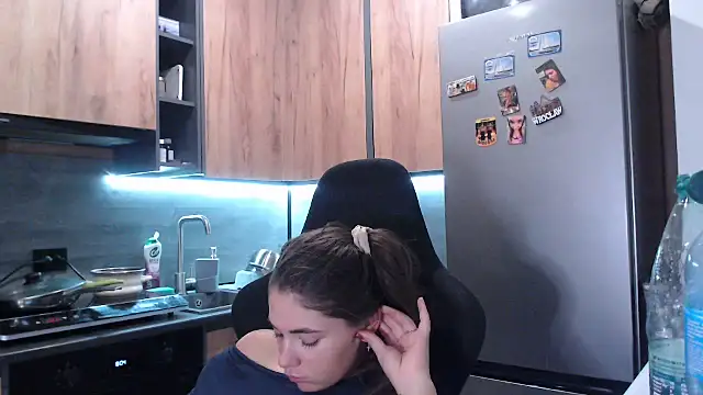 delightful_sofi webcam