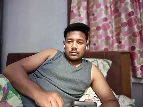 randy642001 (M young) - Make me horny