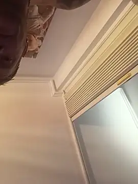 AmybabenThomas live cam on StripChat