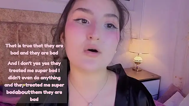 zoe_moon__ webcam