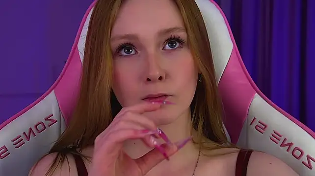 AgataFoxley live cam on StripChat