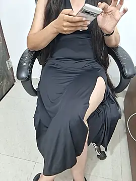 sushmita0 live cam on StripChat